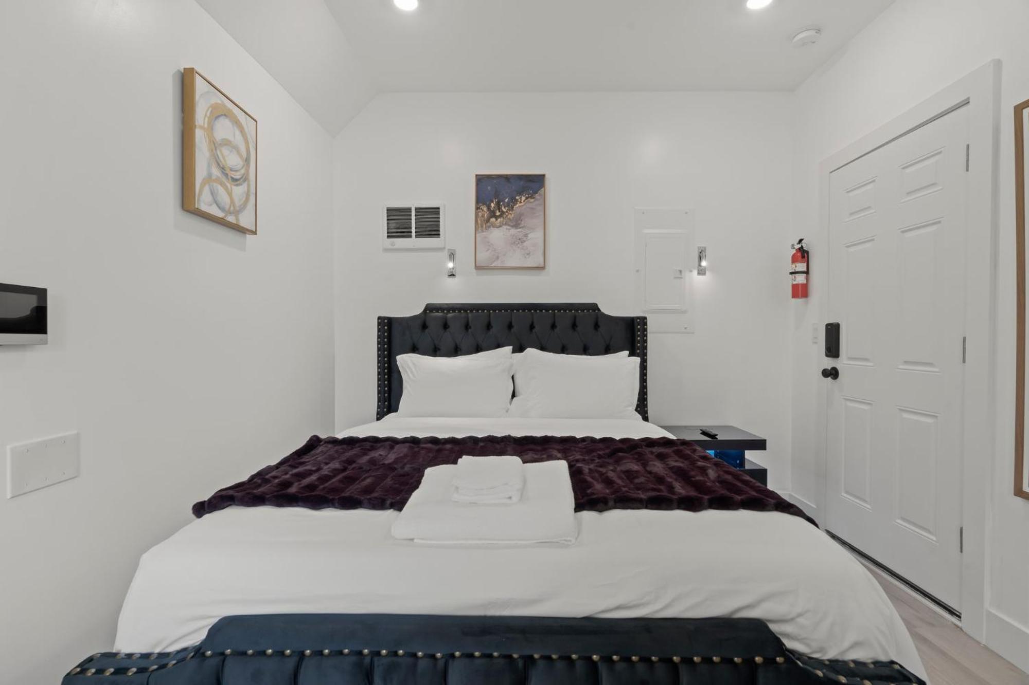 New Season Royals, Airport West Hotel Chester Kamer foto